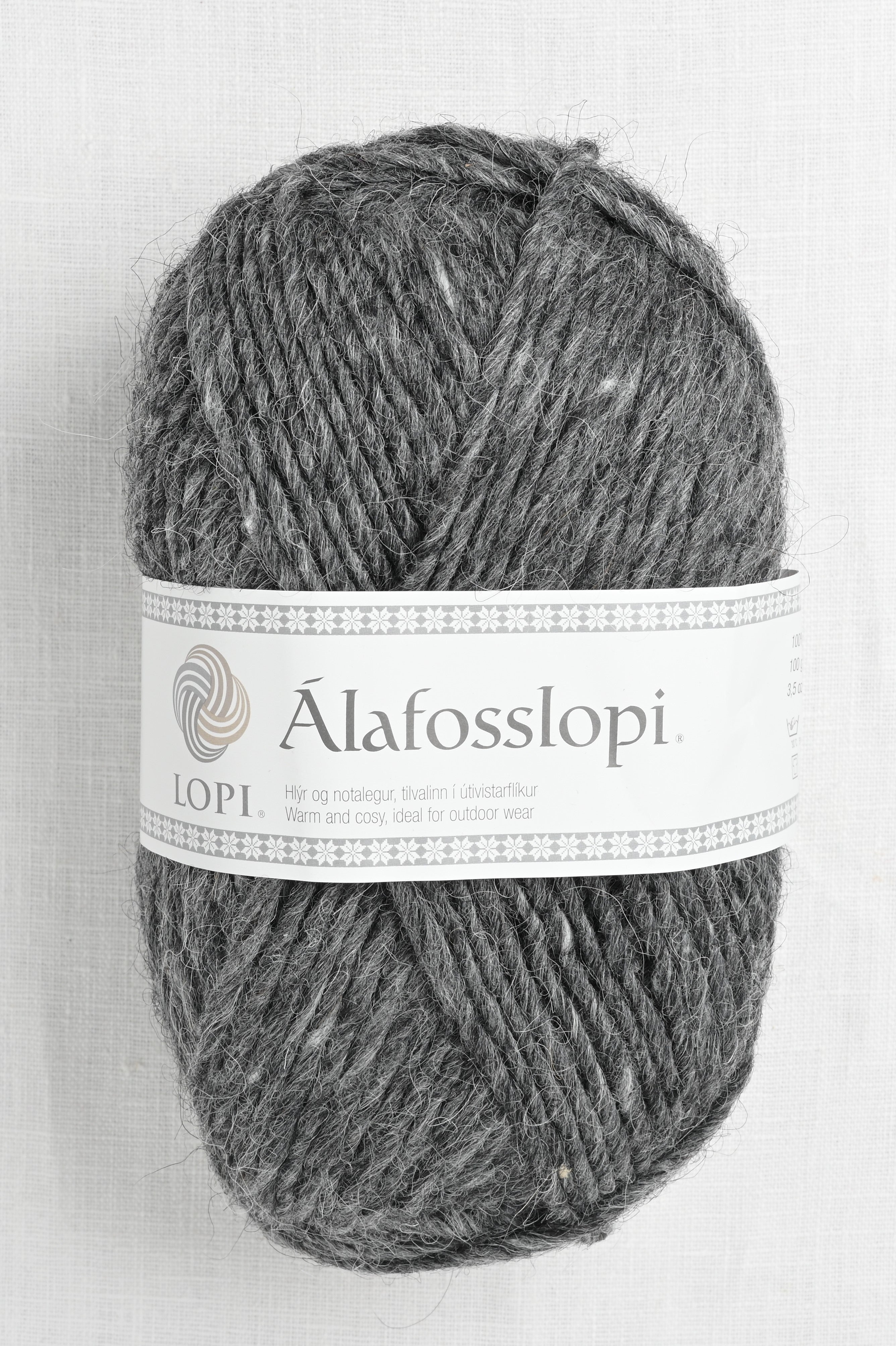 Day 1 - Husky yarn  50% black husky fur, 50% grey Polwarth