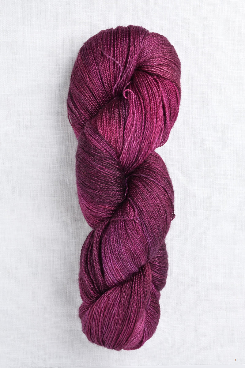 Fyberspates Gleem Lace 718 Plum Imps