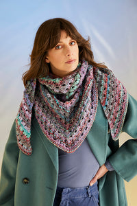 10711 Seashells Shawl by Sirdar