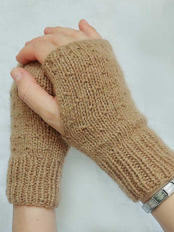 Camelove Wrist Warmers by Pascuali Designs