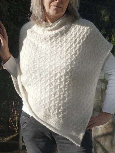 Poncho Lucida by Pascuali Designs