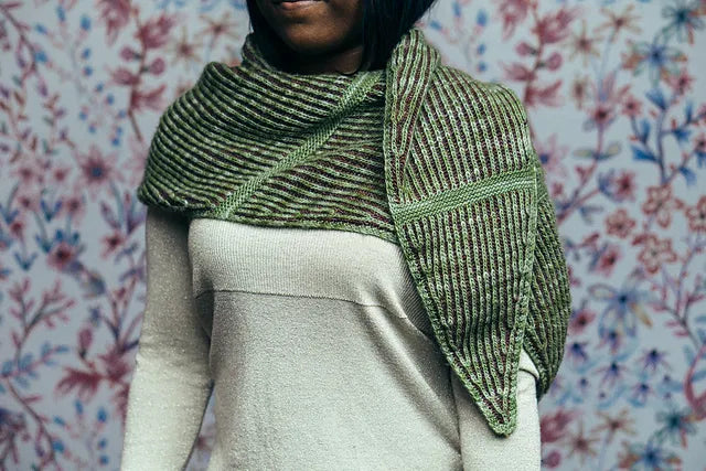 Veloz Shawl by Kate Groop