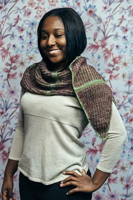 Veloz Shawl by Kate Groop