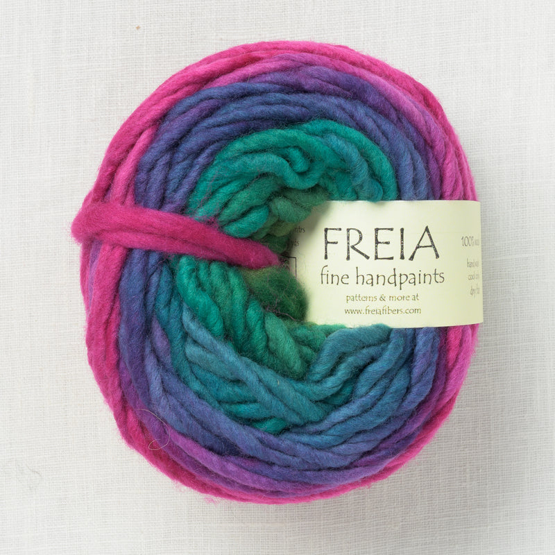 Freia Ombre Super Bulky Fuchsia