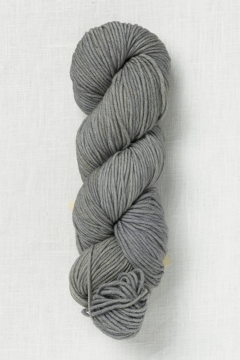 Urth Yarns 16 Worsted N70