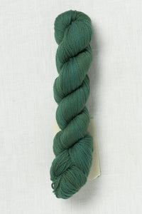 Urth Yarns 16 Fingering G120