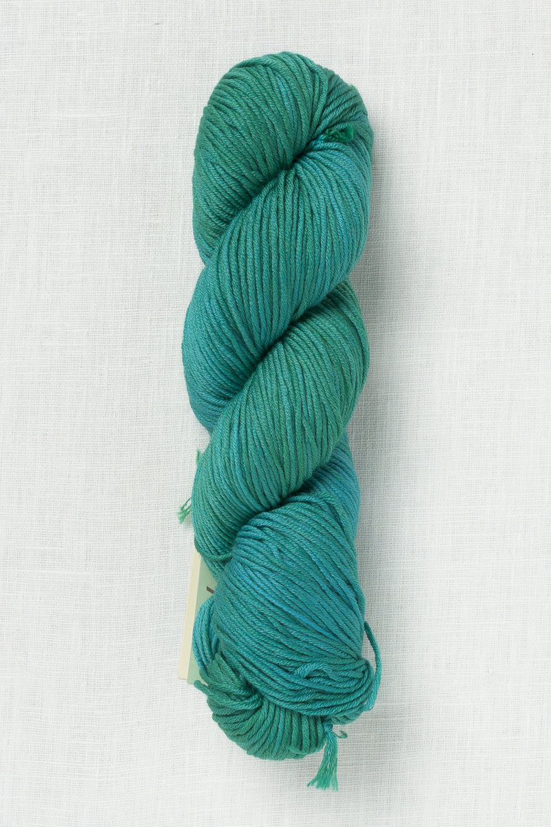 Urth Yarns 16 Worsted G120