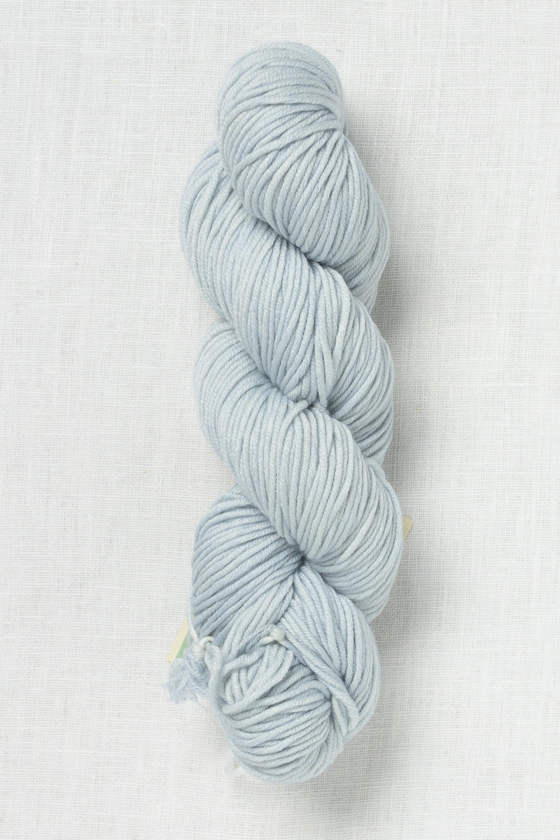 Urth Yarns 16 Worsted BL10