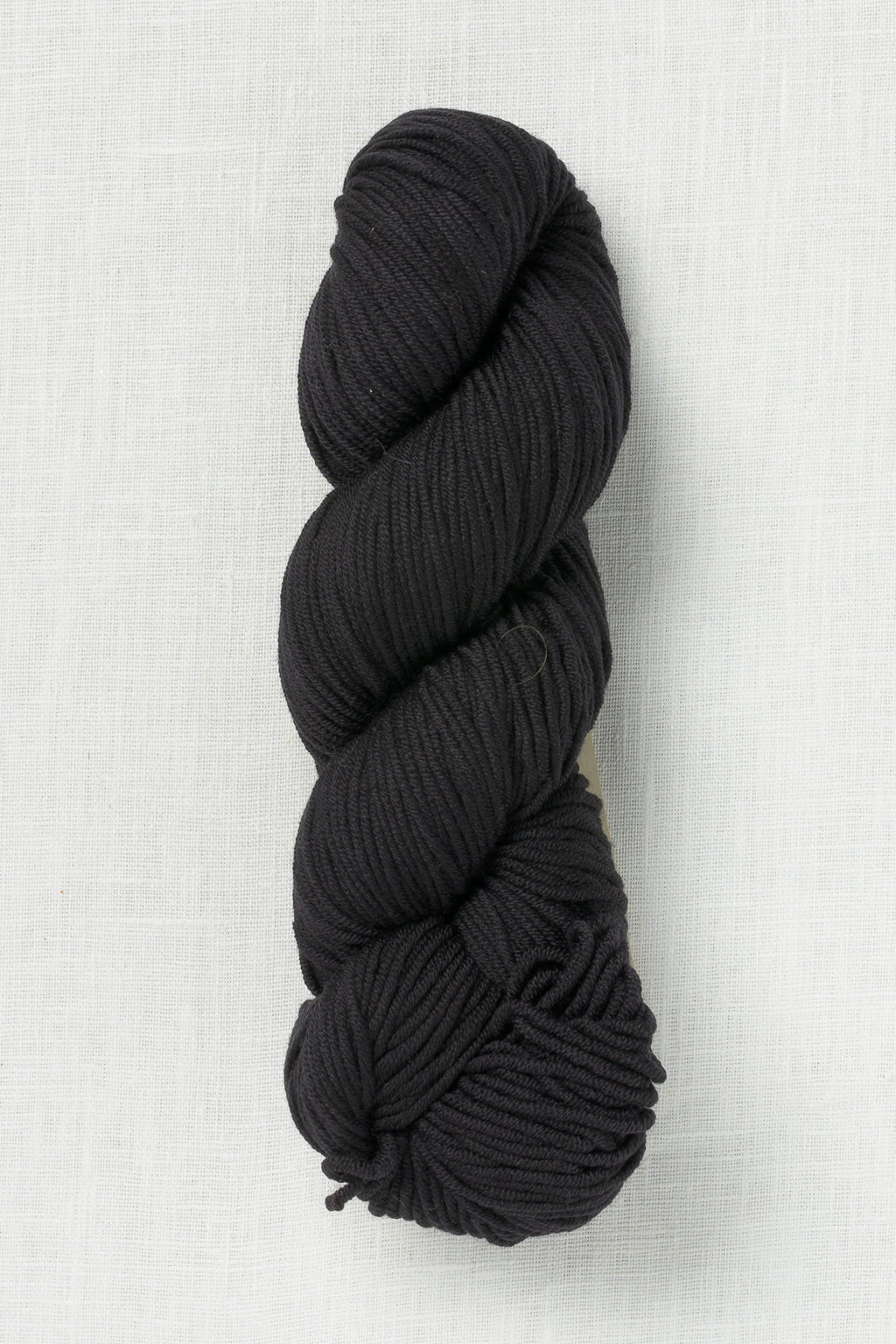 Urth Yarns 16 Worsted N30