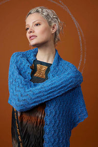 Triangular shawl Cadence by LANGYARNS SWITZERLAND