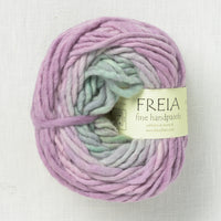 Freia Ombre Super Bulky Pixie