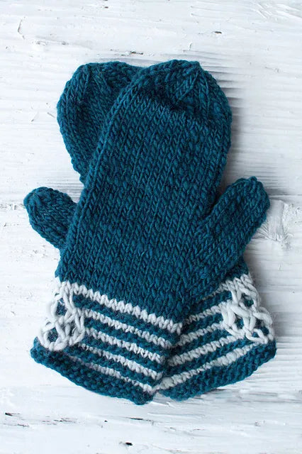 Taylor Pond Hat & Mittens by Lisa R. Myers