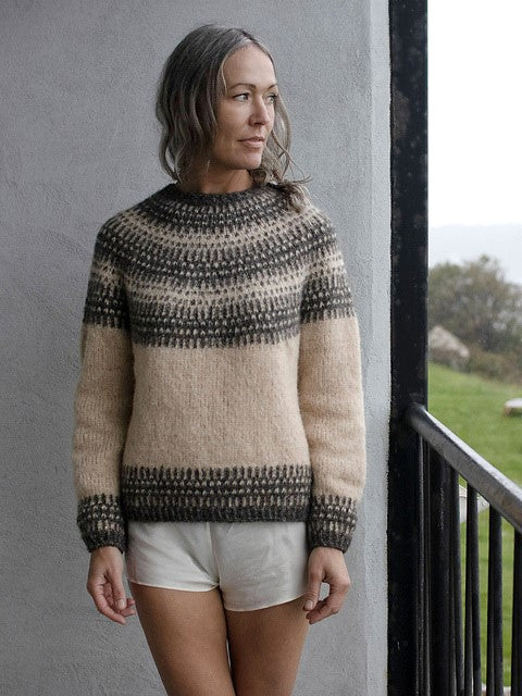 Badger and Bloom Unisex by Anne Ventzel