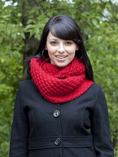 Daisy Cowl by Amy Miller