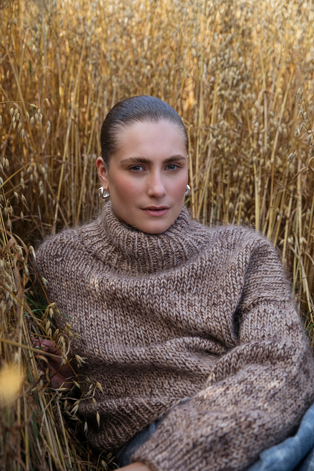 Laine Cultivate : Knitting the Beauty of Nature by Dee Hardwicke & Jonna Helin