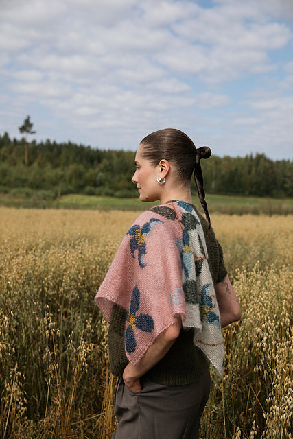 Laine Cultivate : Knitting the Beauty of Nature by Dee Hardwicke & Jonna Helin