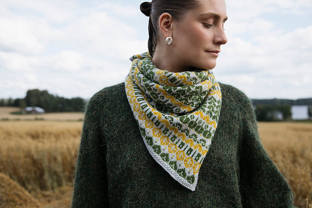 Laine Cultivate : Knitting the Beauty of Nature by Dee Hardwicke & Jonna Helin