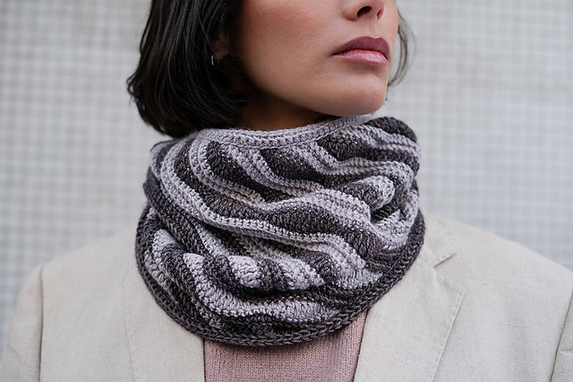 Wave Cowl by Elena Fedotova