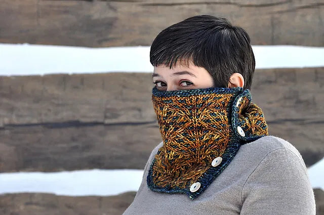 Deco Fans Cowl by Sara Huntington Burch