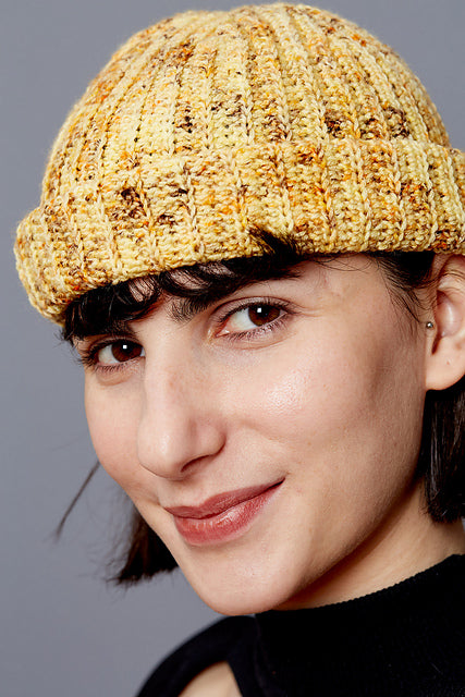 Edgewise Hat by Nina Holubcova