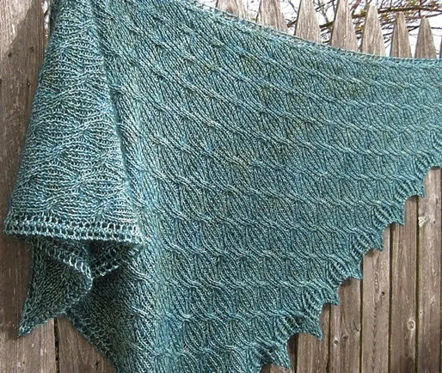 Elion Shawl by Susanna IC