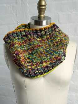 Stutter Step Cowl by Sarah E. Chapman