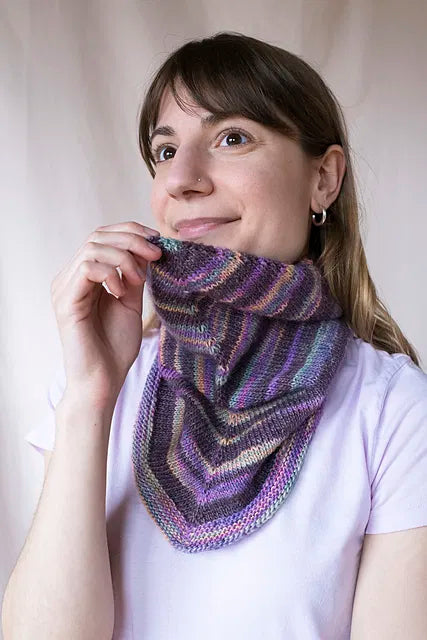 Candy Stripe Bandana Cowl - LYS Day 2022 by Quinn Reverendo