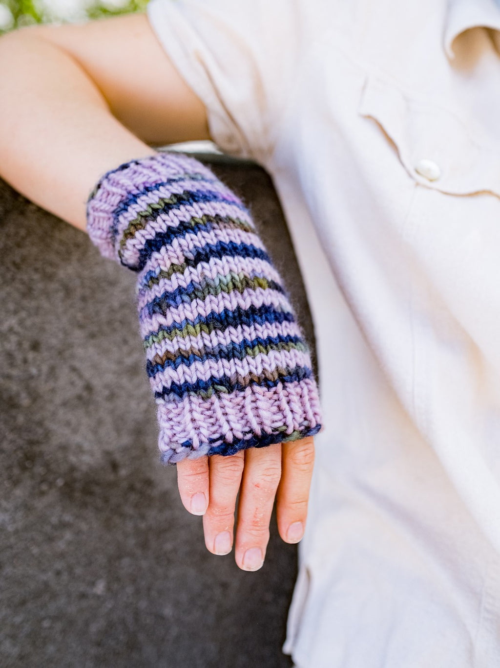 Figs + Thistles Mitts by Quinn Reverendo