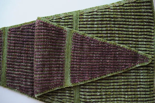 Veloz Shawl by Kate Groop