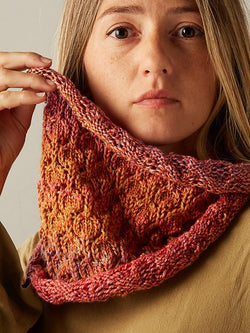 Lantern Lace Cowl by Catherine Salter Bayar