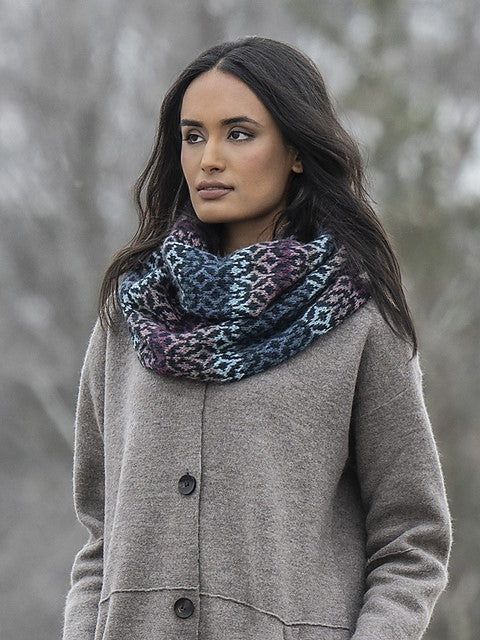 The North Star Cowl by Tess Melnick