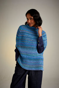 10721 Bellfolower Poncho by Sirdar