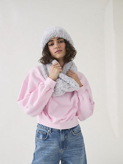 10815 Fluffy Snood & Hat by Sirdar