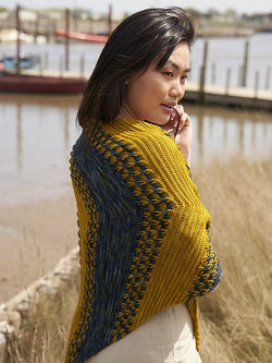 Wells Shawl by Elena Fedotova