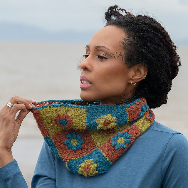 Sea Garden Cowl by Becca Parker