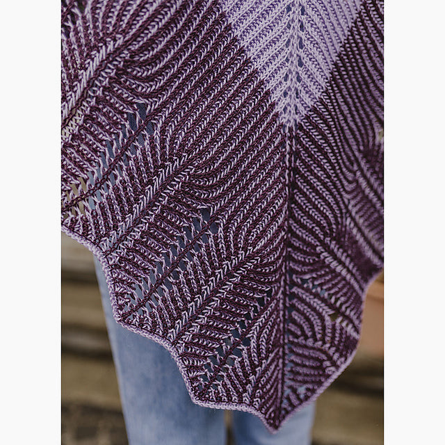 Shawl Visteria by Julia-Maria Hegenbart