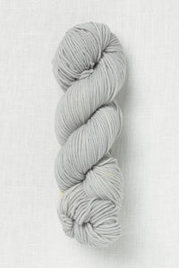 Urth Yarns 16 Worsted N90