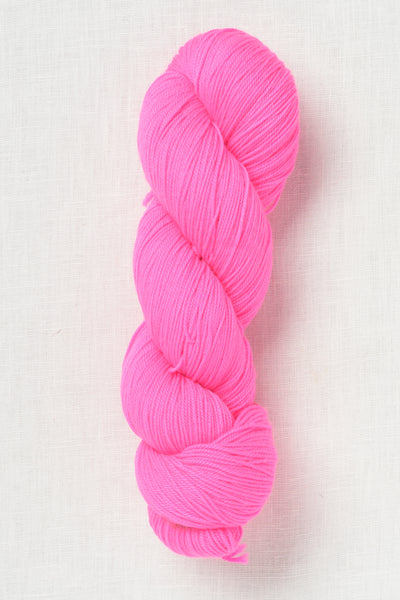 Madelinetosh Twist Light Fluoro Rose (Core)