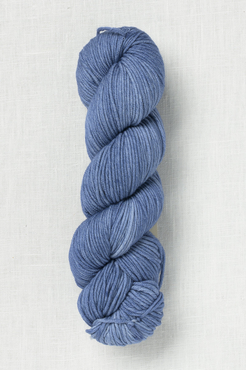 Urth Yarns 16 Worsted BL30