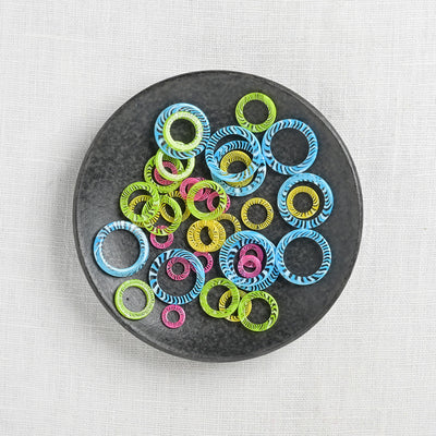 Katrinkles - Stitch Marker Cuff Bracelet - Crochet & Co