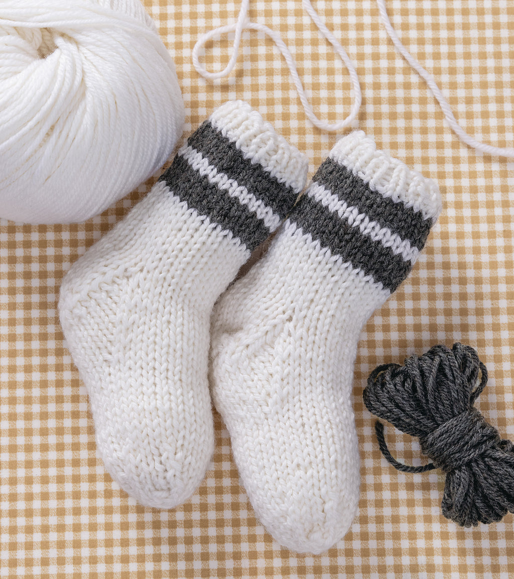 Quick Gifts: Knitted Gift Ideas for Father's Day  Knitting gift, Handknit  accessories, Yarn gifts