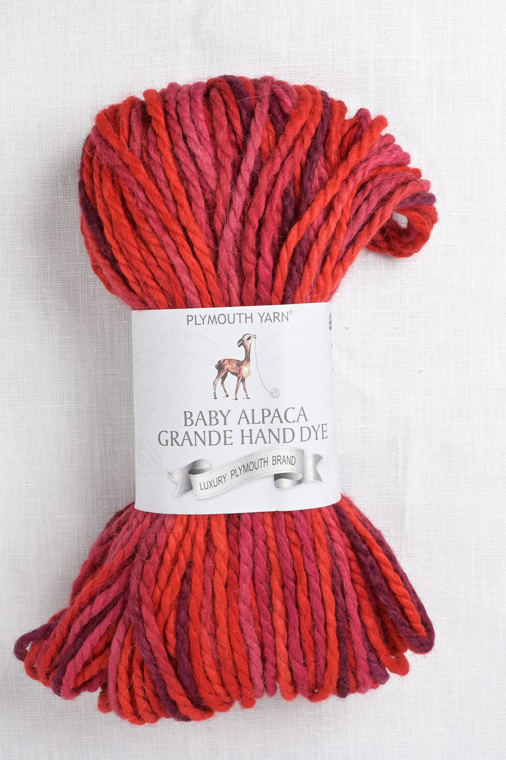 Red alpaca wool yarn blend